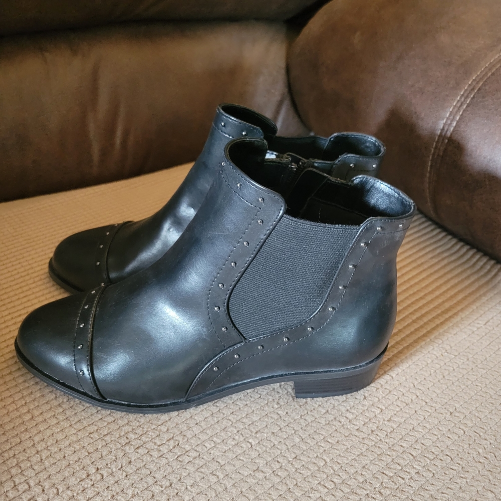 Liz Claiborne Black Ankle Boots